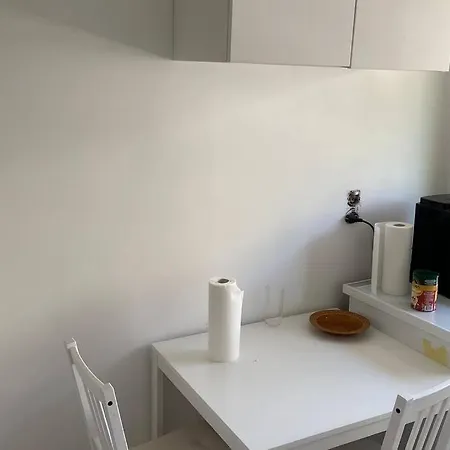 Lovely 1 Bedroom In Daire Münih
